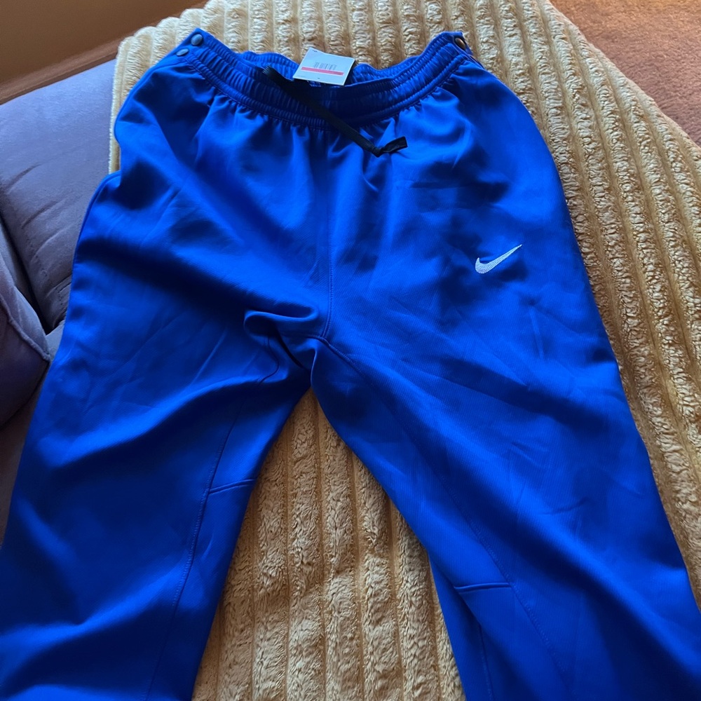 Nike Botton side basketball Blue Track Pants size Large. NEW royal blue. 🏀🏀